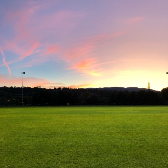 Meet your Posher, Jessica - Picture 1 of 1